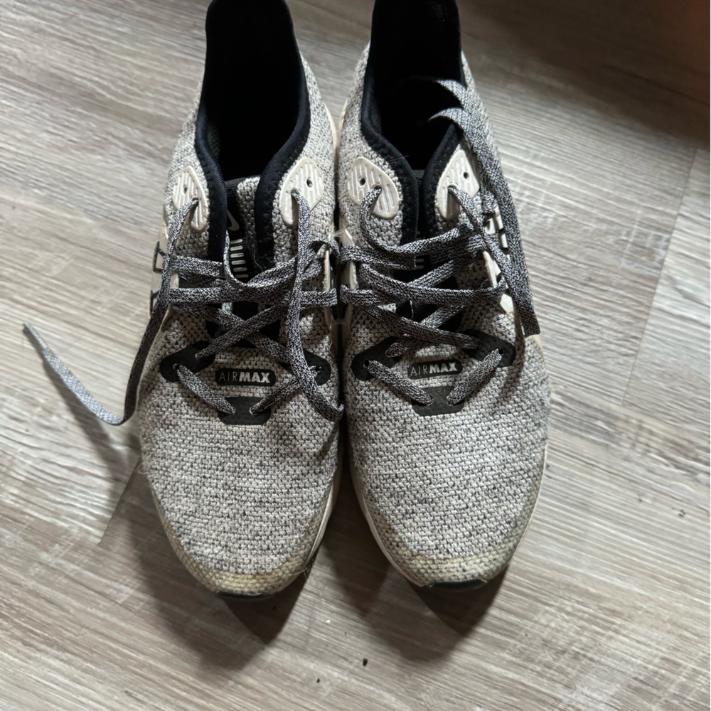 Nike 4.5y women’s 6